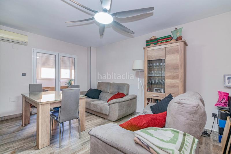 Foto 45f1e448-1014-43e5-a869-d15363d6b40c. Etagenwohnung mit parking in Barrio de Zaidín Granada