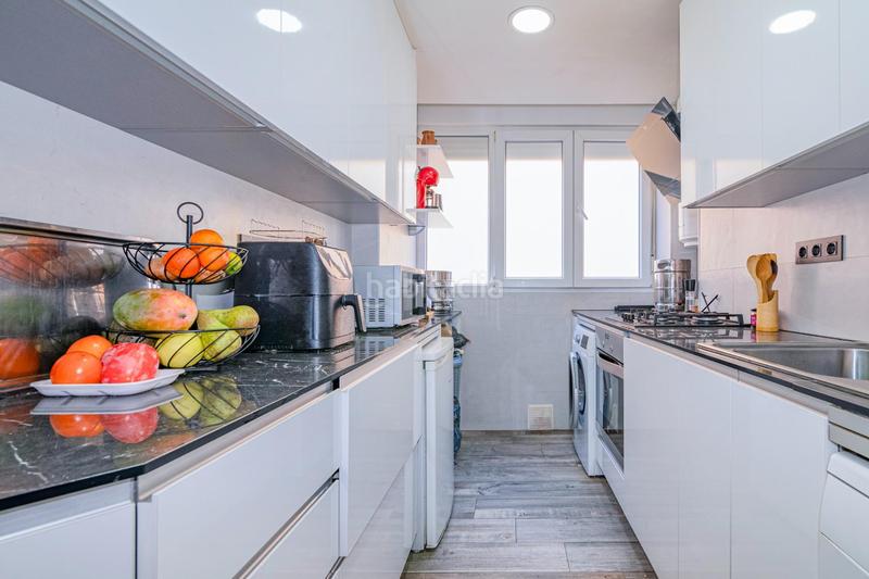 Foto b7a0c047-f741-4627-8183-2712441ee40f. Etagenwohnung mit parking in Barrio de Zaidín Granada