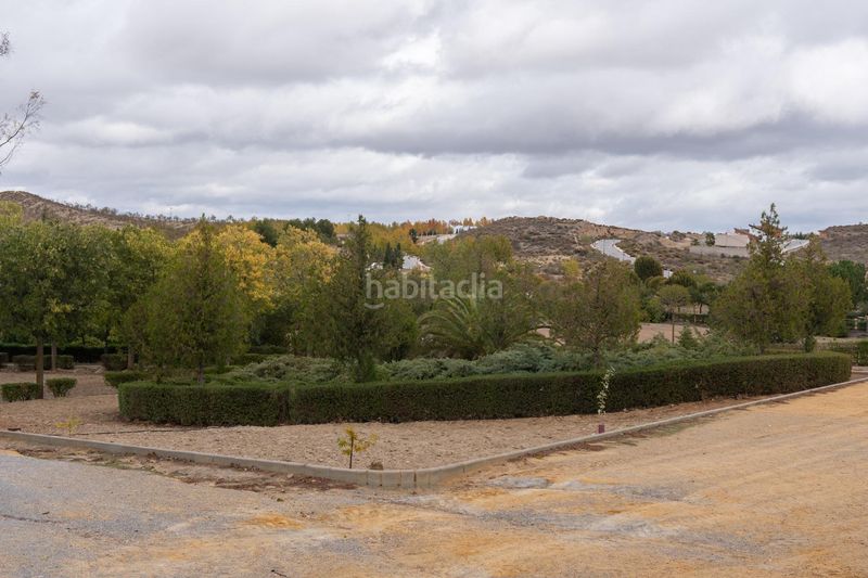 Foto 7aa1c3bd-b9be-403e-aa13-b50e975d7347. Terreny residencial a Dílar