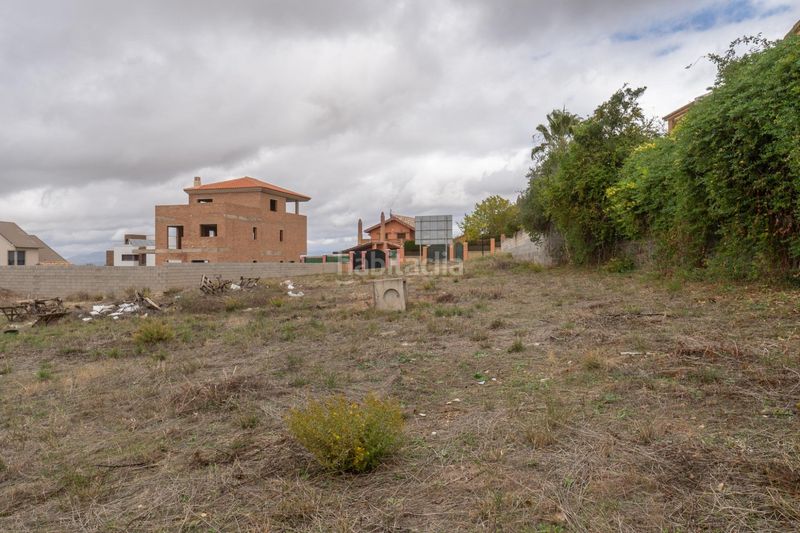 Foto f937759e-c58a-473f-a513-564852c62137. Terreny residencial a Dílar