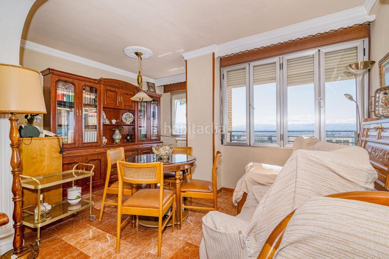 Foto 0d8f166b-d7d7-44d4-b305-0337b171b189. Pis amb aparcament a Angustias - Chana - Encina Granada