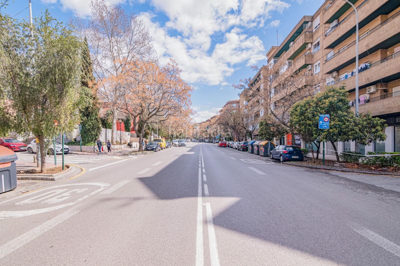 Foto 1ec1f355-9f83-4ddb-b655-ddd72a530bd7. Pis amb aparcament a Angustias - Chana - Encina Granada