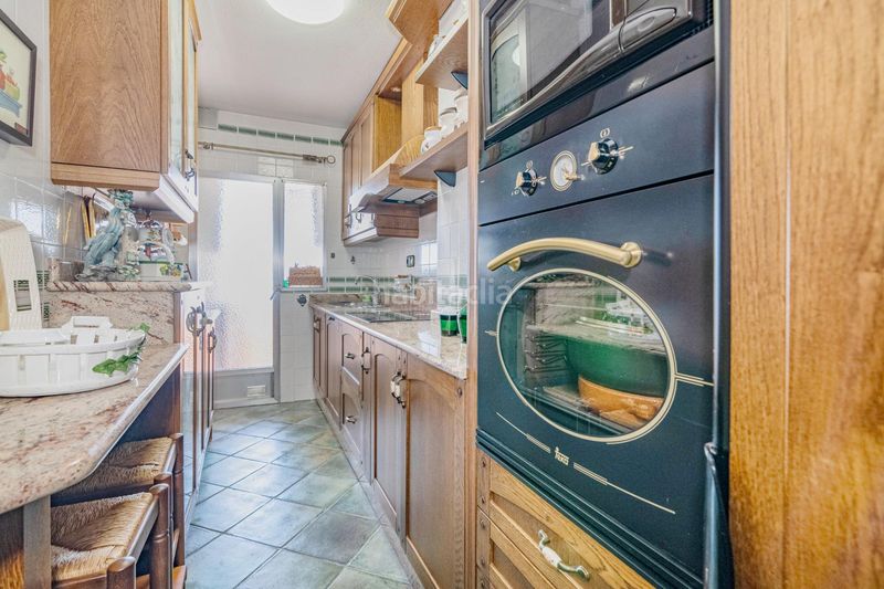 Foto 200bbc7e-3bc0-41e8-b899-1a1140667297. Pis amb aparcament a Angustias - Chana - Encina Granada