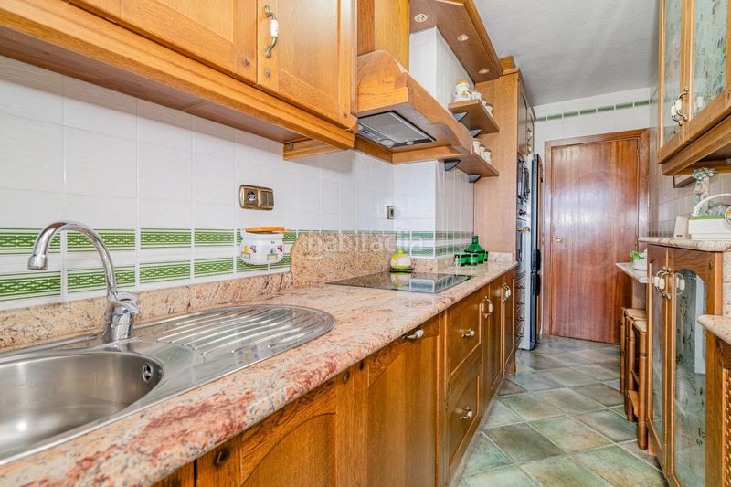 Foto 580116b2-8a06-464d-ae6c-b946509240ae. Pis amb aparcament a Angustias - Chana - Encina Granada