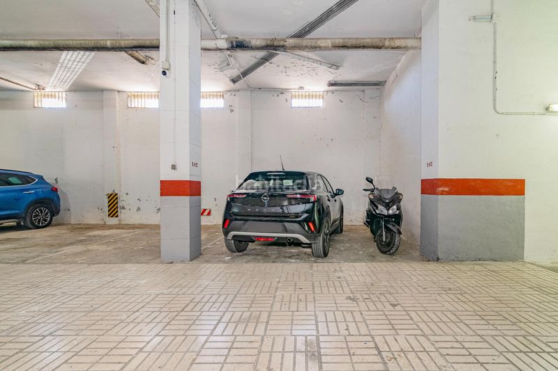 Foto d4860ffc-2546-4370-bae0-3991234191dc. Pis amb aparcament a Angustias - Chana - Encina Granada