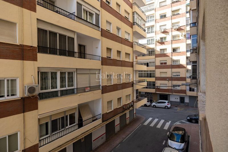 Foto c7872ae1-65d3-4db3-8f7d-a8a6ba5ea5ac. Piso en Motril ciudad Motril