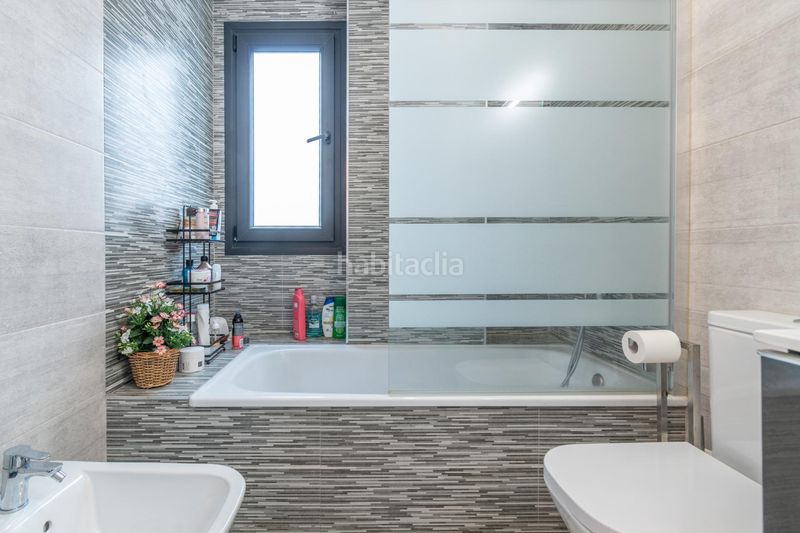 Foto 72a66fb1-4151-4bcf-b6fe-c31d3ae97fbc. Pis amb aparcament piscina a San Miguel Armilla