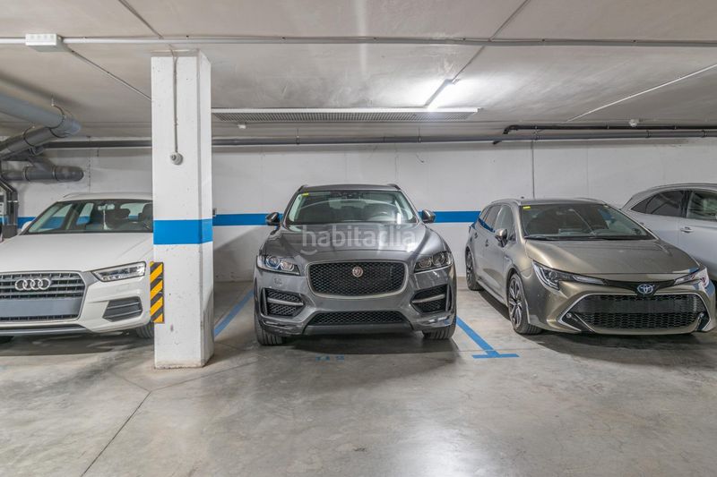 Foto 7433514d-f695-4d26-94da-26c495a9aa56. Pis amb aparcament piscina a San Miguel Armilla