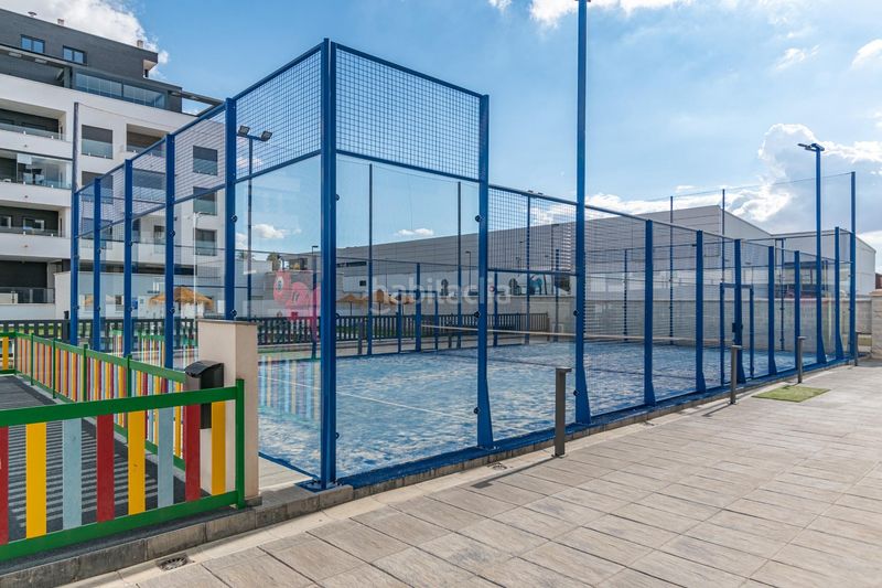 Foto e405a3c5-1538-44aa-b2df-fb56d8c9164d. Pis amb aparcament piscina a San Miguel Armilla