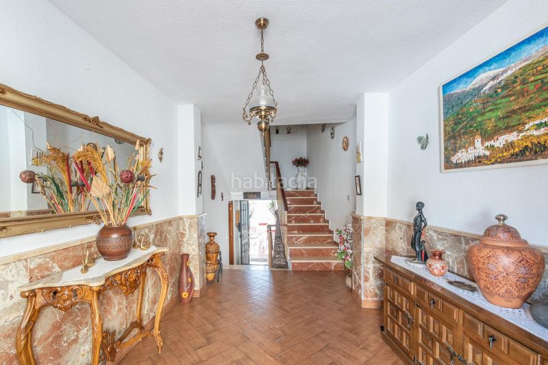 Foto f574fa58-5749-43df-9a72-fb29217416ce. Casa amb aparcament piscina a Atarfe