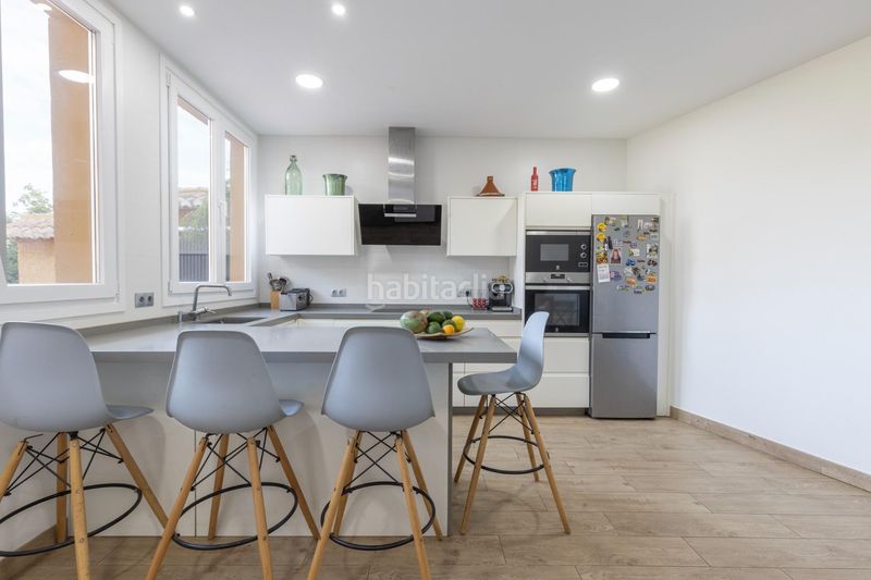 Foto 129ca40f-3175-4057-a7cf-1f97f218d39e. Xalet amb aparcament piscina a Almuñecar centro Almuñécar