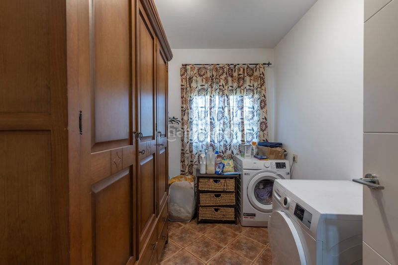 Foto 8e15b106-1b0f-4821-90da-f4282462884a. Xalet amb aparcament piscina a Almuñecar centro Almuñécar