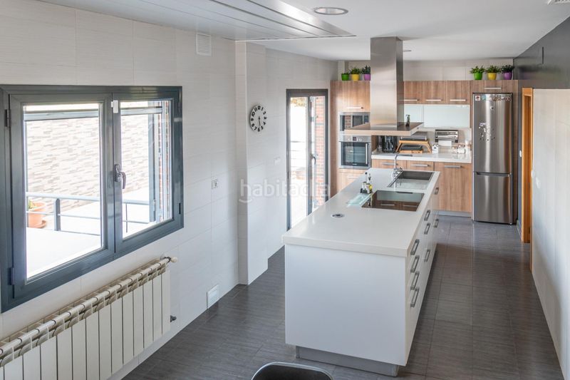 Foto 554b7926-f8e6-4f49-873f-3209a93cf65d. Xalet amb aparcament piscina a Polideportivo Alhendín