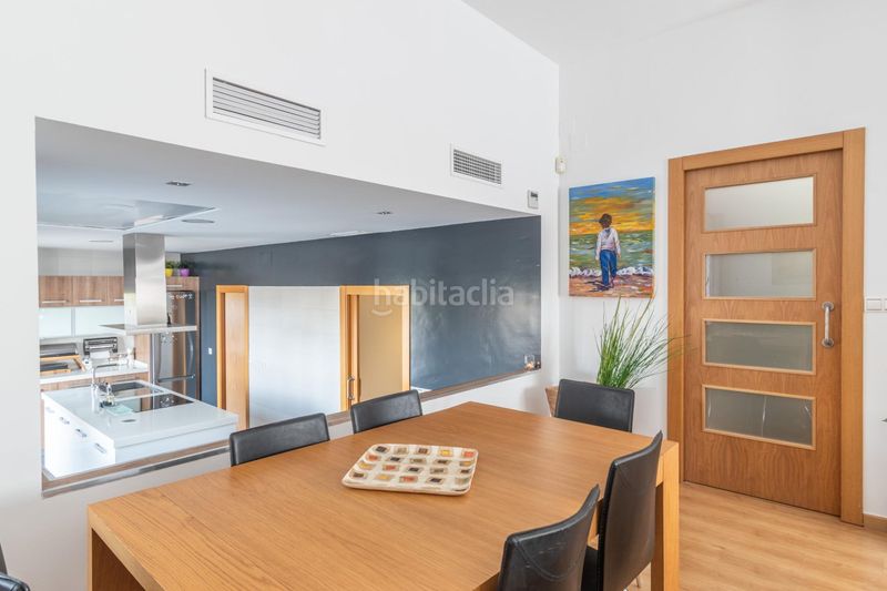 Foto 8b991eb9-4d6f-4319-b945-c3d8aef966c6. Xalet amb aparcament piscina a Polideportivo Alhendín