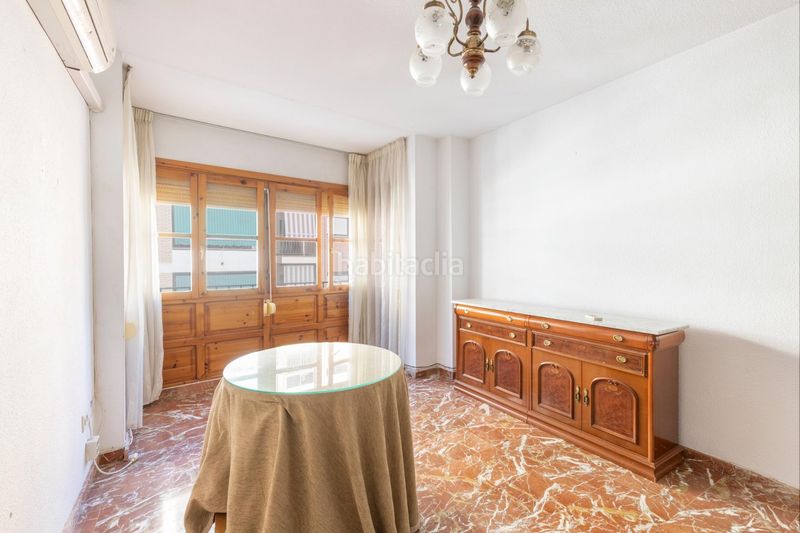 Foto 1f861e20-1b64-4767-8e84-f96d92cb464e. Pis a Loja