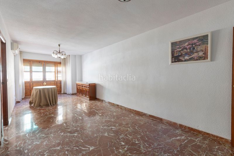 Foto a5f413ec-6a02-4bd5-8a85-3807715fc594. Pis a Loja