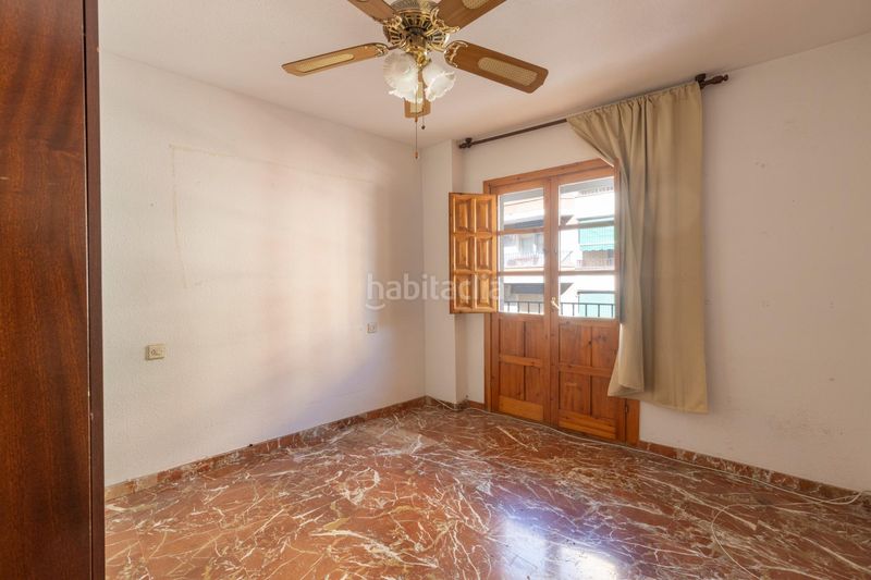 Foto ddc034c5-9103-42eb-921e-ec96abdb1be1. Pis a Loja