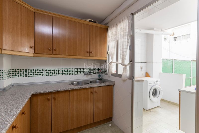 Foto f4287699-441f-4b83-84c1-4e0a993027f2. Pis a Loja