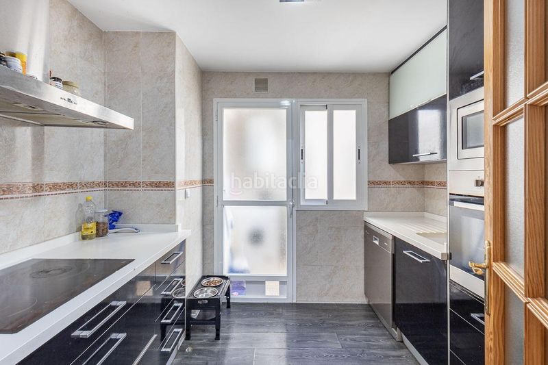 Foto 0c506df9-525f-4880-b6f9-bda03d35374b. Pis amb aparcament piscina a Residencial Triana - Barrio Alto Gabias (Las)