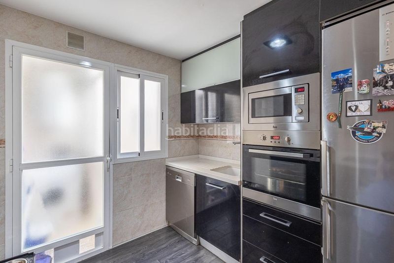 Foto 51a63ce0-1c41-495c-940a-939c412c4868. Pis amb aparcament piscina a Residencial Triana - Barrio Alto Gabias (Las)