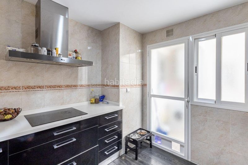 Foto 9ab7067b-35a5-4d29-8104-335767cdf578. Pis amb aparcament piscina a Residencial Triana - Barrio Alto Gabias (Las)