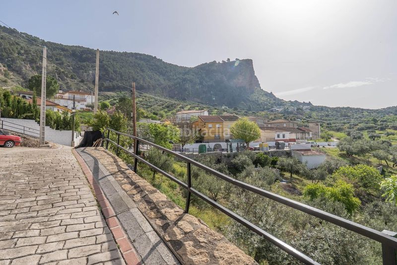 Foto 53370bab-0e07-4db5-8f14-ac68c47f5924. Casa a Moclín