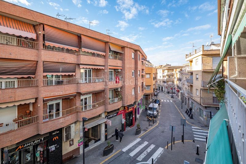 Foto ad2ad9eb-c38b-44a8-b22b-d5f36a9424ee. Pis a Maracena