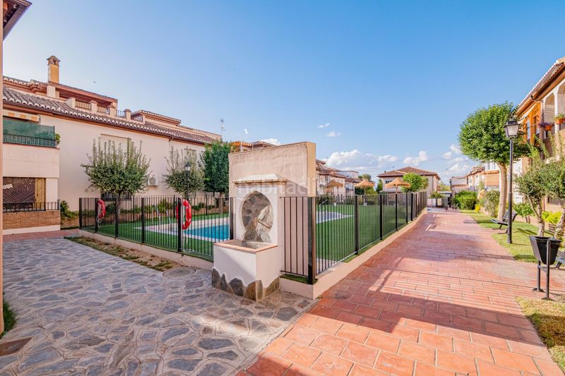 Foto 01e30a15-8272-4d25-8058-250e108f0074. Àtic amb aparcament piscina a La Zubia Ciudad Zubia (La)