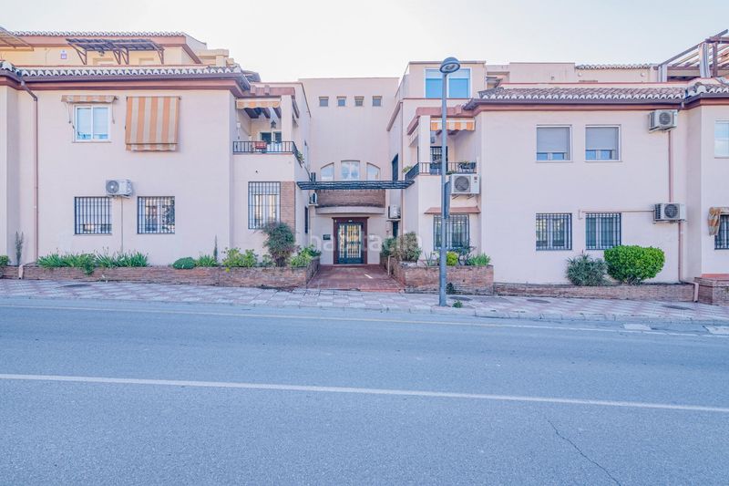 Foto 8840da44-bd58-4887-91be-2d65d6a1c3c8. Àtic amb aparcament piscina a La Zubia Ciudad Zubia (La)