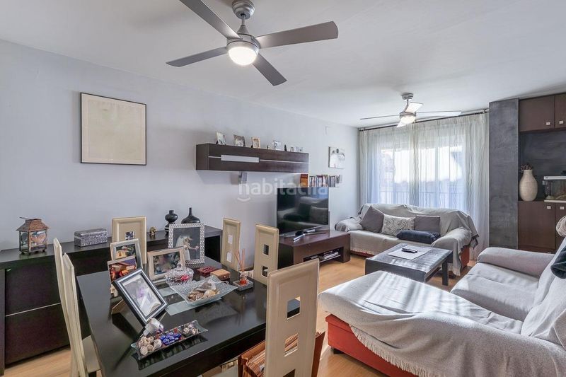 Foto a42ee445-87f4-466d-b7a8-96376d884875. Pis amb aparcament a Ogíjares