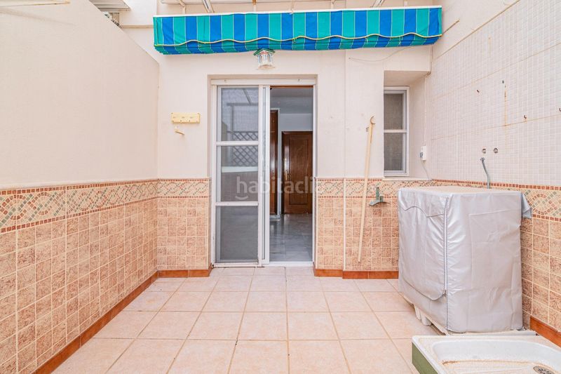 Foto 80b0815b-1439-4e6d-8af0-40e407e66046. Pis amb piscina a Salobreña costa Salobreña