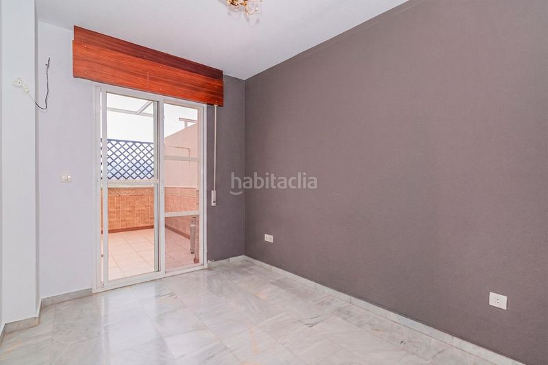 Foto f1f42fae-efc5-4bc9-8ab7-4cc792ed7059. Pis amb piscina a Salobreña costa Salobreña