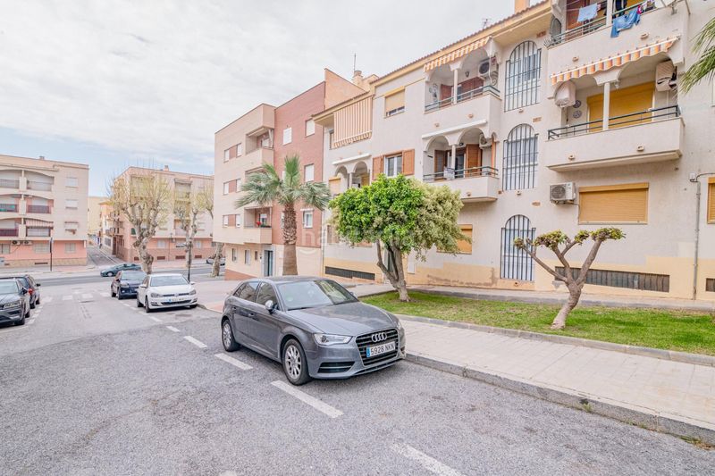 Foto 20bba9b6-cd25-46a8-bce0-5557b35f2e3c. Pis a Torrenueva Motril