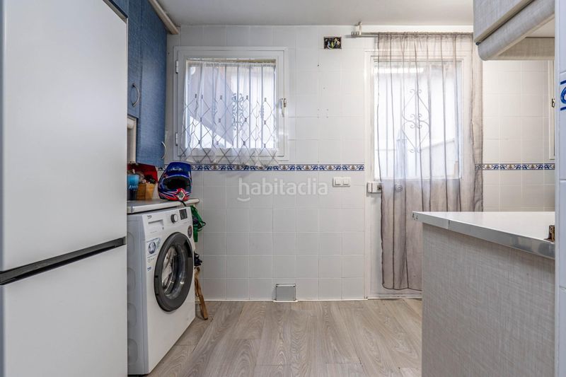 Foto 7978bd65-0fc5-4ce3-8860-76ed93923c41. Dúplex amb calefacció aparcament a Almanjáyar Granada