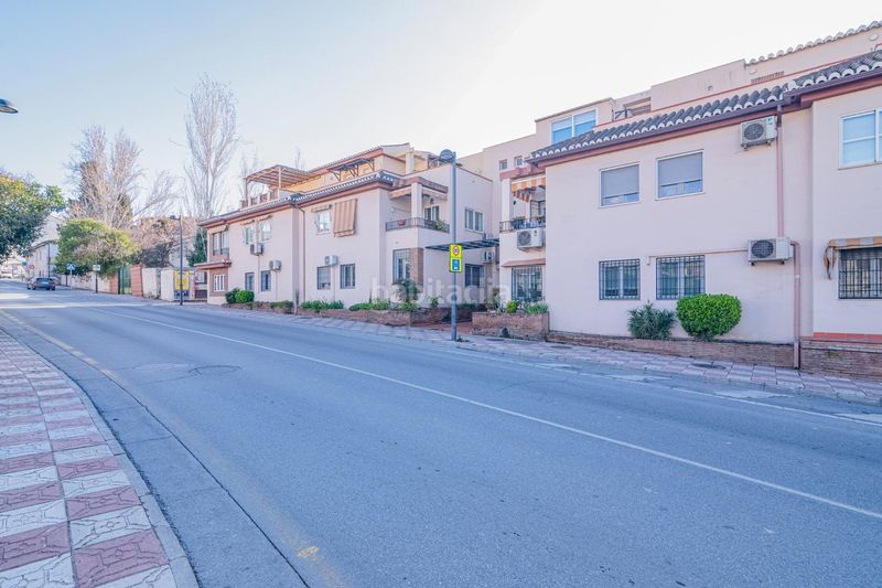 Foto 04213275-2f46-4c34-a8fb-8ea0cc83ad2b. Àtic amb aparcament piscina a La Zubia Ciudad Zubia (La)