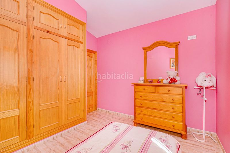 Foto d9bd5c5a-f665-4111-972d-552ce7c321e2. Xalet amb aparcament piscina a Íllora