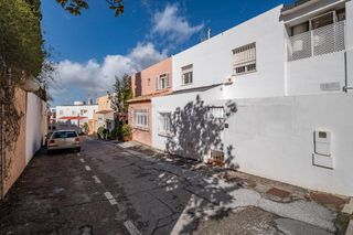 Casa aparellada a Camino de los Neveros - Serrallo
