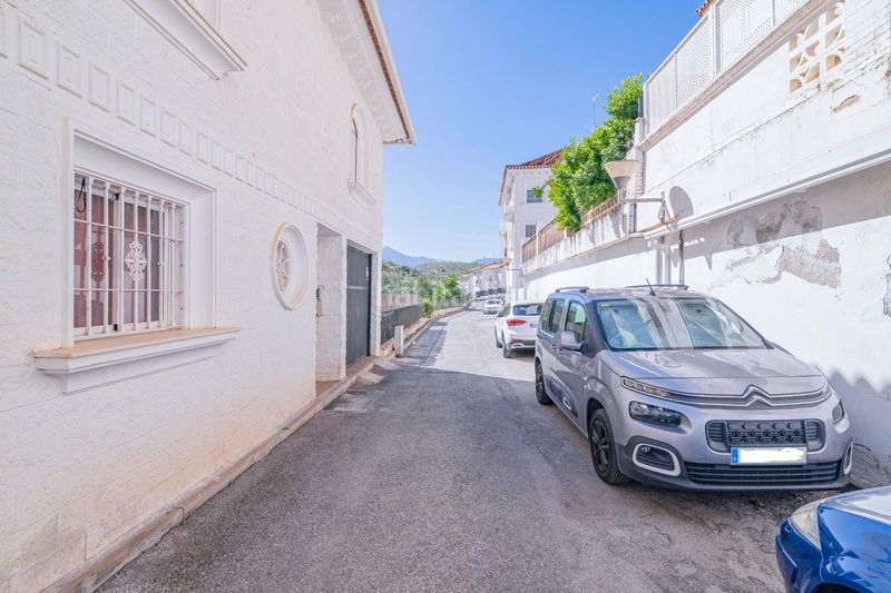 Foto c79edb8f-39f6-44e6-b2ee-c796e7e185c7. Casa amb calefacció aparcament a Gójar