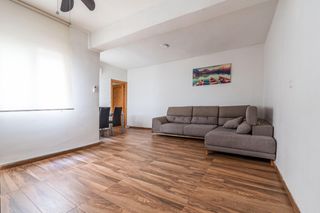 Flat in Las Tres Cruces. Venta de piso junto al ayuntamiento de armilla dos dormitorios