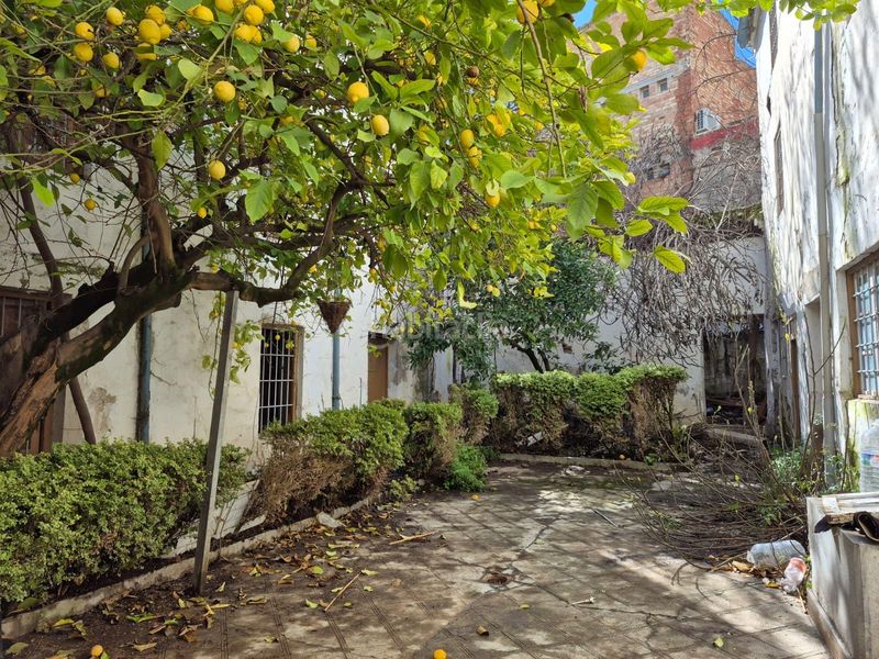 Foto bfea1691-2ab0-4ed1-b32e-bc18998f7cc5. Casa adossada amb aparcament a Loja