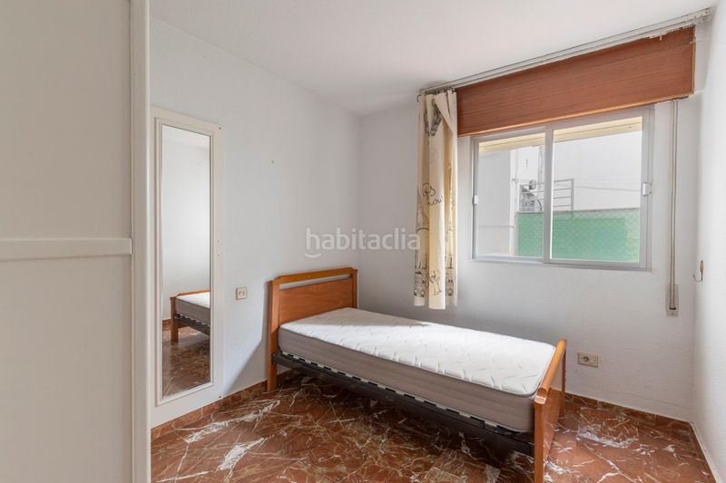 Foto 9a1886b0-b887-43af-a784-05b1610386e4. Pis a Loja