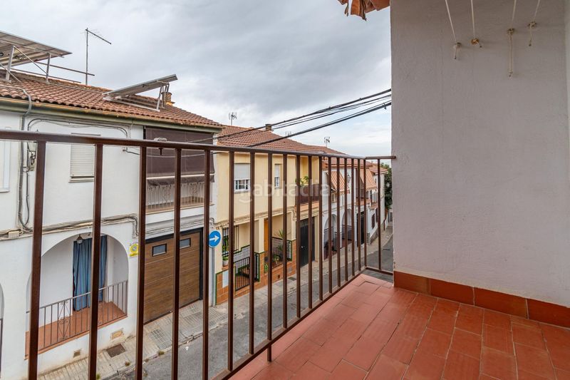 Foto 54a6bb52-0d78-4b4c-a628-de233d4ca7c0. Casa adossada a calle del pensamiento 19 a La Zubia Ciudad Zubia (La)
