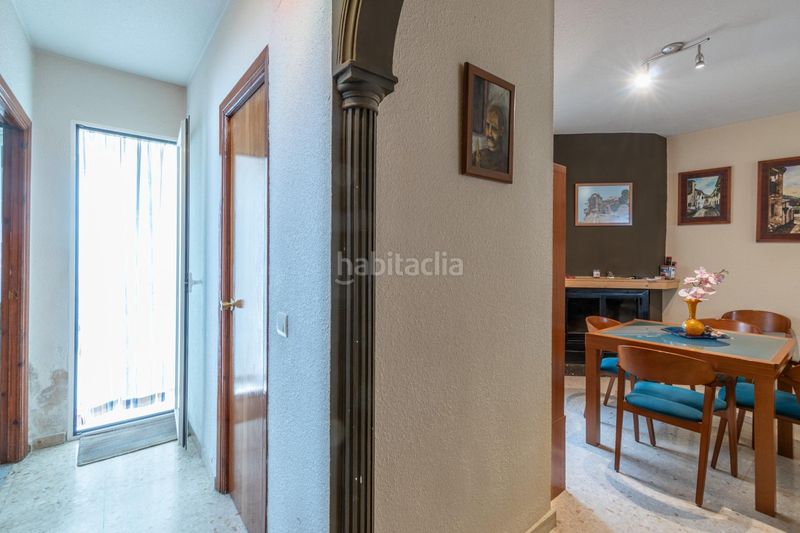 Foto 73c465c4-0aed-4a21-ae25-ba8d61015b65. Casa adossada a calle del pensamiento 19 a La Zubia Ciudad Zubia (La)