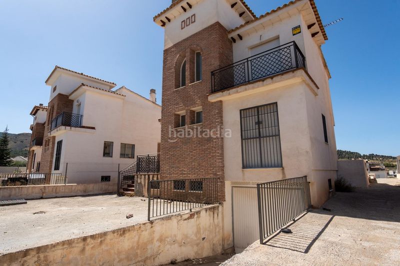 Foto f20b26bd-e79b-46e2-9341-643404b6c18d. Xalet amb calefacció aparcament piscina a Dílar