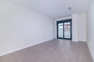 Appartamento  Calle filologo julio casares 12. Venta de piso nuevo a estrenar de 4 dormitorios en residencial l