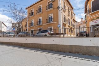 Casa  Calle de la cruz de piedra. Edificio en venta en guadix  oportunidad de inversión