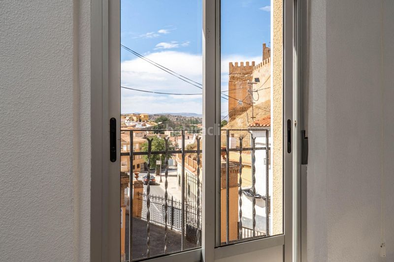 Foto 576f7615-4176-4695-87f4-83005a34f07e. Casa amb aparcament a Guadix