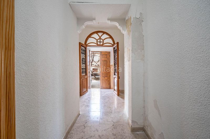 Foto 7395cc49-a1d0-4d3d-a872-3792dd5d0f3f. Casa amb aparcament a Guadix