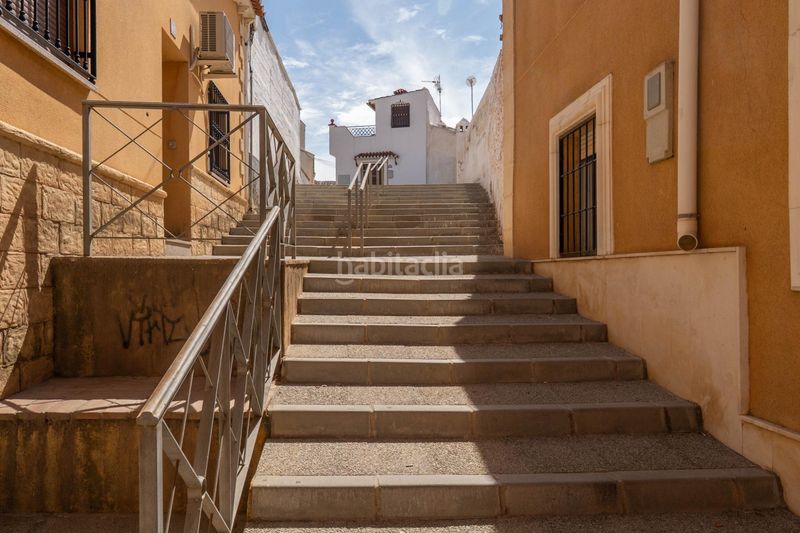 Foto ae7d9f46-5997-461b-8a9a-fe0d45051d95. Casa amb aparcament a Guadix
