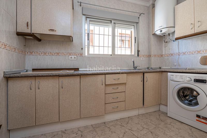 Foto dcac9dba-b4e0-48b9-b133-e4a2577965a4. Casa amb aparcament a Guadix